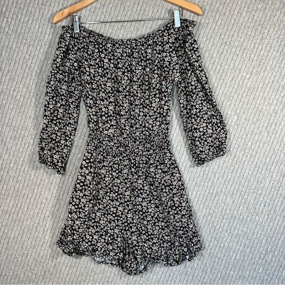 Hollister Black and White Floral Jumpsuit - Picture 1 of 12